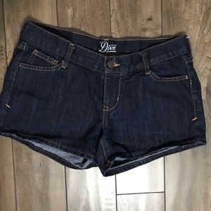 Sz 6 | old navy | shorts